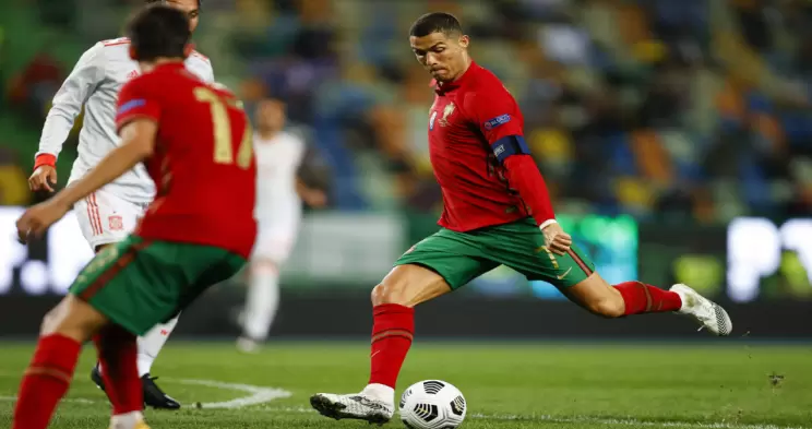 拜仁直播_拜仁高清无插件体育直播_拜仁免费体育直播频道放送-24直播